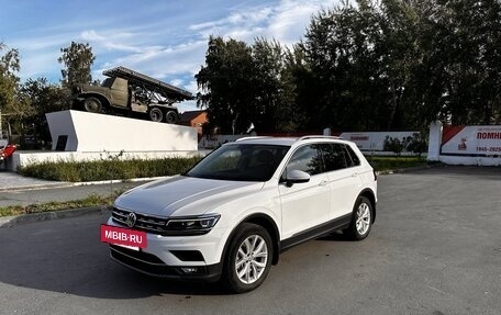 Volkswagen Tiguan II, 2017 год, 3 200 000 рублей, 3 фотография
