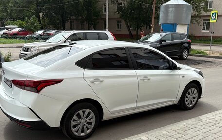 Hyundai Solaris II рестайлинг, 2020 год, 1 090 000 рублей, 3 фотография
