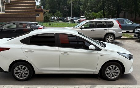 Hyundai Solaris II рестайлинг, 2020 год, 1 090 000 рублей, 2 фотография