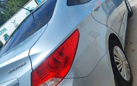 Hyundai Solaris II рестайлинг, 2013 год, 1 100 000 рублей, 3 фотография