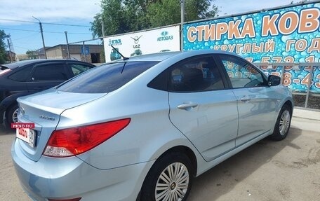Hyundai Solaris II рестайлинг, 2013 год, 1 100 000 рублей, 8 фотография