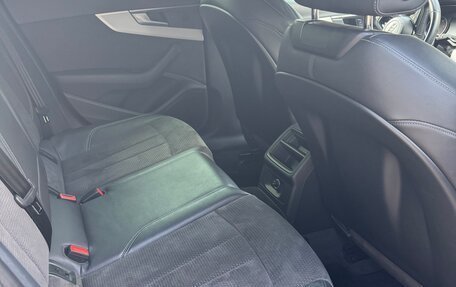 Audi A4, 2017 год, 2 990 000 рублей, 22 фотография