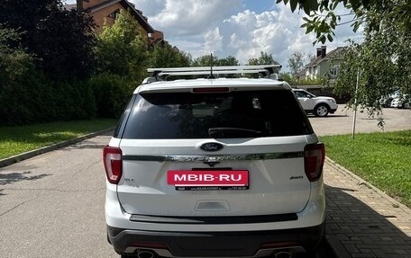 Ford Explorer VI, 2018 год, 3 000 000 рублей, 3 фотография
