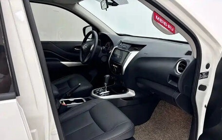 Nissan Terra, 2022 год, 2 550 000 рублей, 9 фотография