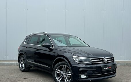 Volkswagen Tiguan II, 2019 год, 3 070 000 рублей, 3 фотография