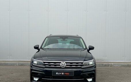Volkswagen Tiguan II, 2019 год, 3 070 000 рублей, 2 фотография