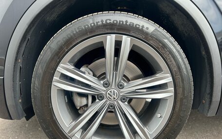 Volkswagen Tiguan II, 2019 год, 3 070 000 рублей, 12 фотография