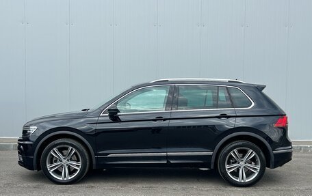Volkswagen Tiguan II, 2019 год, 3 070 000 рублей, 5 фотография