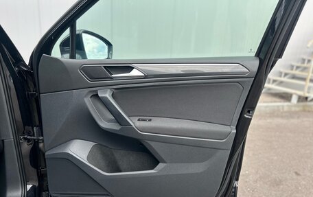 Volkswagen Tiguan II, 2019 год, 3 070 000 рублей, 15 фотография