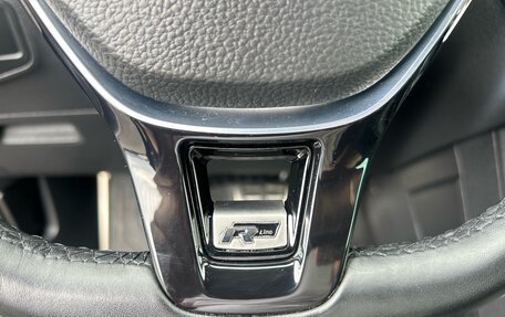 Volkswagen Tiguan II, 2019 год, 3 070 000 рублей, 19 фотография