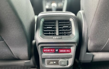 Volkswagen Tiguan II, 2019 год, 3 070 000 рублей, 27 фотография