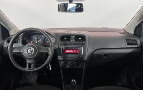 Volkswagen Polo VI (EU Market), 2015 год, 794 000 рублей, 11 фотография