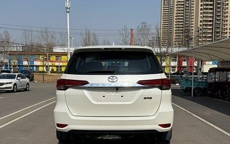 Toyota Fortuner II, 2019 год, 3 220 000 рублей, 5 фотография
