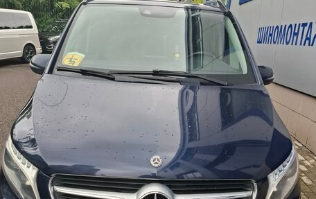 Mercedes-Benz V-Класс, 2018 год, 4 150 000 рублей, 5 фотография