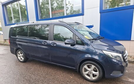 Mercedes-Benz V-Класс, 2018 год, 4 150 000 рублей, 3 фотография