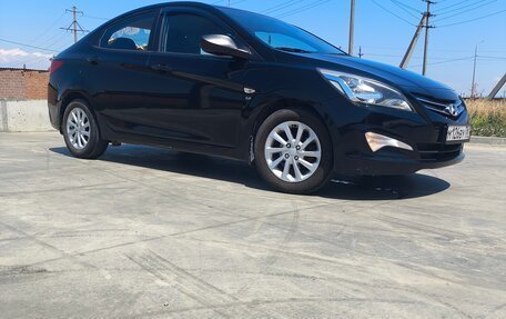 Hyundai Solaris II рестайлинг, 2014 год, 990 000 рублей, 2 фотография