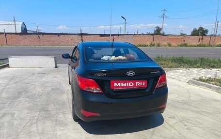 Hyundai Solaris II рестайлинг, 2014 год, 990 000 рублей, 4 фотография