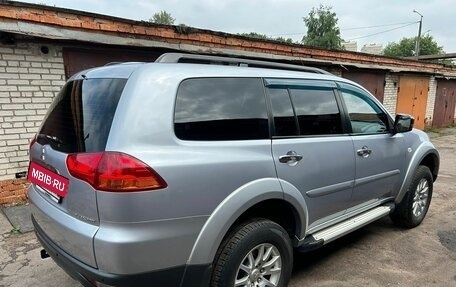 Mitsubishi Pajero Sport II рестайлинг, 2012 год, 1 980 000 рублей, 6 фотография