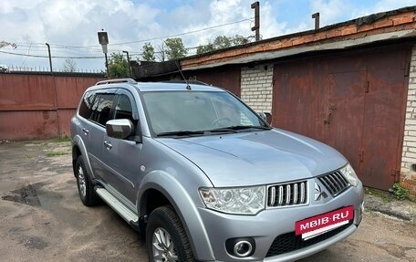 Mitsubishi Pajero Sport II рестайлинг, 2012 год, 1 980 000 рублей, 2 фотография
