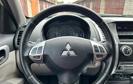 Mitsubishi Pajero Sport II рестайлинг, 2012 год, 1 980 000 рублей, 25 фотография