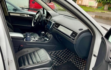 Volkswagen Touareg III, 2012 год, 2 350 000 рублей, 9 фотография