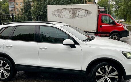 Volkswagen Touareg III, 2012 год, 2 350 000 рублей, 8 фотография