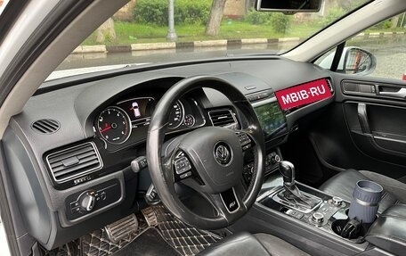 Volkswagen Touareg III, 2012 год, 2 350 000 рублей, 13 фотография