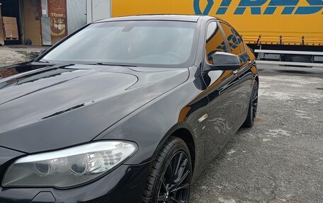 BMW 5 серия, 2012 год, 1 750 000 рублей, 2 фотография