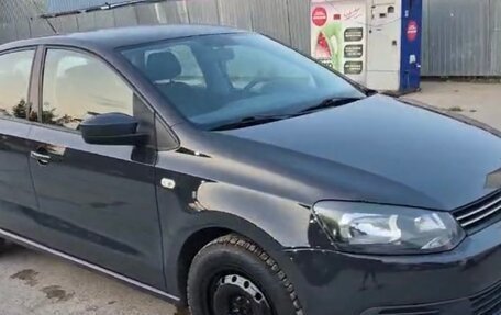 Volkswagen Polo VI (EU Market), 2012 год, 900 000 рублей, 2 фотография