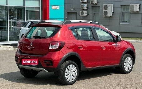 Renault Sandero II рестайлинг, 2016 год, 850 000 рублей, 4 фотография