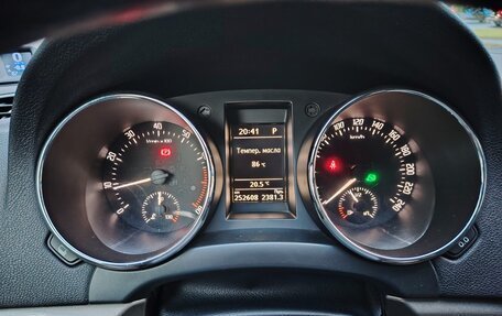 Skoda Yeti I рестайлинг, 2014 год, 930 000 рублей, 14 фотография