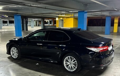 Toyota Camry, 2018 год, 3 790 000 рублей, 9 фотография