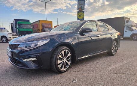 KIA Optima IV, 2018 год, 1 990 000 рублей, 2 фотография