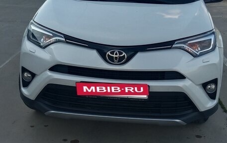 Toyota RAV4, 2019 год, 2 470 000 рублей, 8 фотография