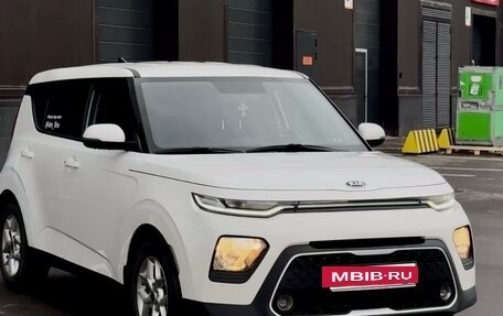 KIA Soul III, 2020 год, 1 680 000 рублей, 2 фотография