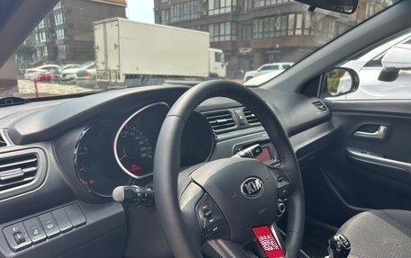 KIA Rio III рестайлинг, 2015 год, 900 000 рублей, 8 фотография