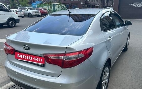 KIA Rio III рестайлинг, 2015 год, 900 000 рублей, 3 фотография