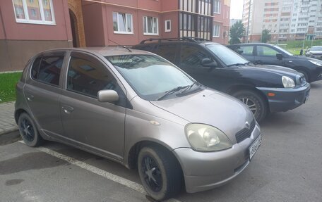 Toyota Vitz, 2001 год, 400 000 рублей, 2 фотография