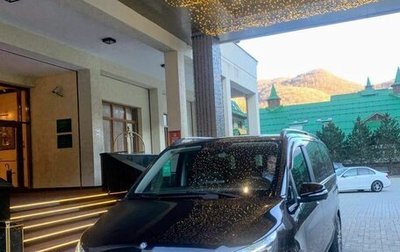 Mercedes-Benz V-Класс, 2014 год, 3 300 000 рублей, 1 фотография