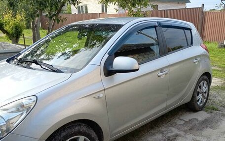 Hyundai i20 IB рестайлинг, 2009 год, 700 000 рублей, 2 фотография