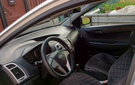 Hyundai i20 IB рестайлинг, 2009 год, 700 000 рублей, 8 фотография