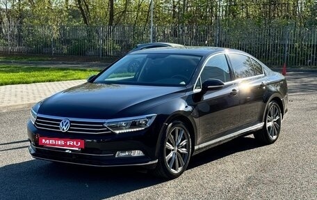 Volkswagen Passat B8 рестайлинг, 2019 год, 2 300 000 рублей, 16 фотография