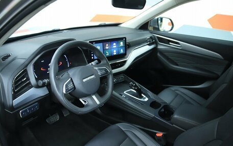 Haval F7x I, 2022 год, 2 120 000 рублей, 9 фотография