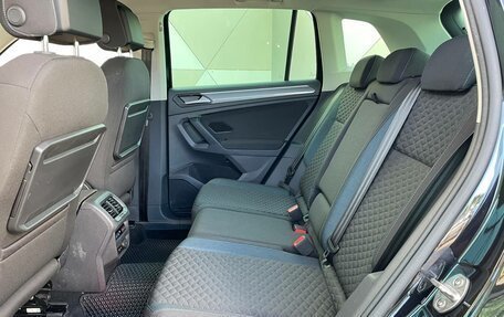 Volkswagen Tiguan II, 2020 год, 2 350 000 рублей, 13 фотография