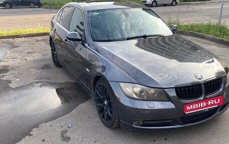 BMW 3 серия, 2005 год, 800 000 рублей, 1 фотография