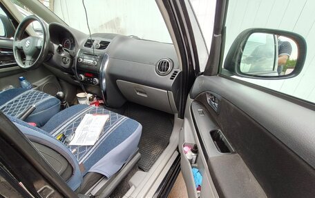 Suzuki SX4 II рестайлинг, 2011 год, 1 000 000 рублей, 14 фотография