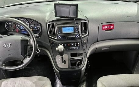 Hyundai Grand Starex Grand Starex I рестайлинг 2, 2021 год, 2 300 000 рублей, 7 фотография