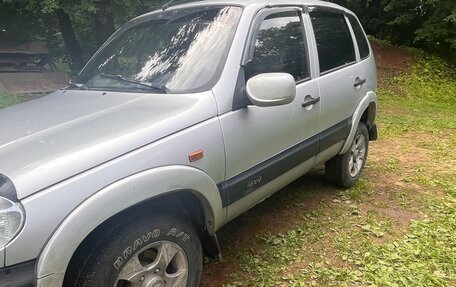 Chevrolet Niva I рестайлинг, 2003 год, 250 000 рублей, 6 фотография