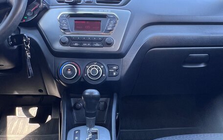 KIA Rio III рестайлинг, 2014 год, 810 000 рублей, 10 фотография