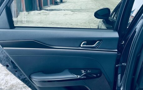 KIA K5, 2021 год, 3 000 000 рублей, 28 фотография